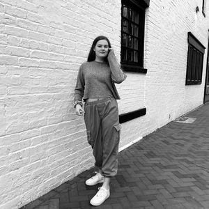 Meet your Posher, Sarah-helms